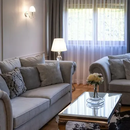 Viva Maria De Luxe Apartment